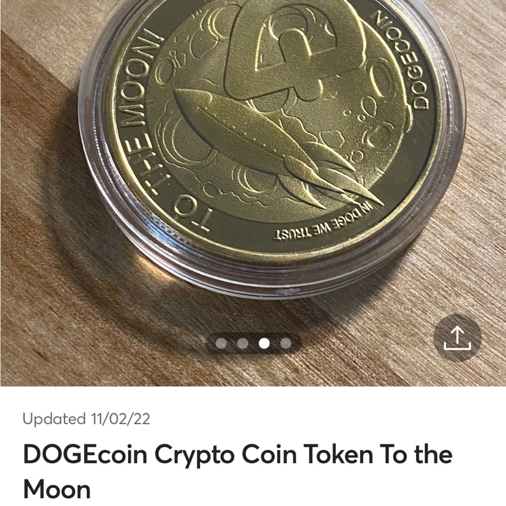 Dogecoin To The Moon Collectables - Picture 6 of 9